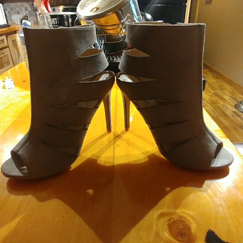 NWT Suede Ankle Booties